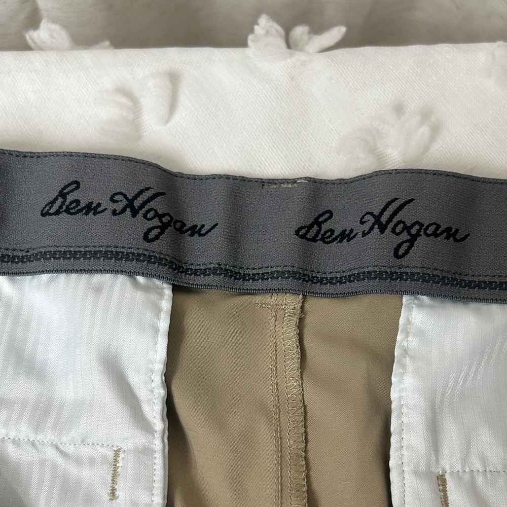 Hogan Tan and White Golf Shorts - Picture 2 of 4